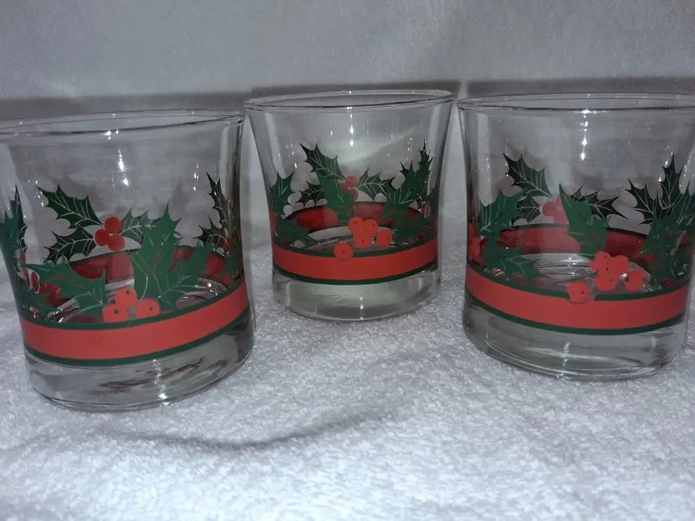 Christmas Glass cups - 3 Pieces.